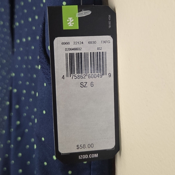 NWT Izod | Navy Blue Green Polka Dot Bermuda Golf Shorts Size 6 - Picture 2 of 5